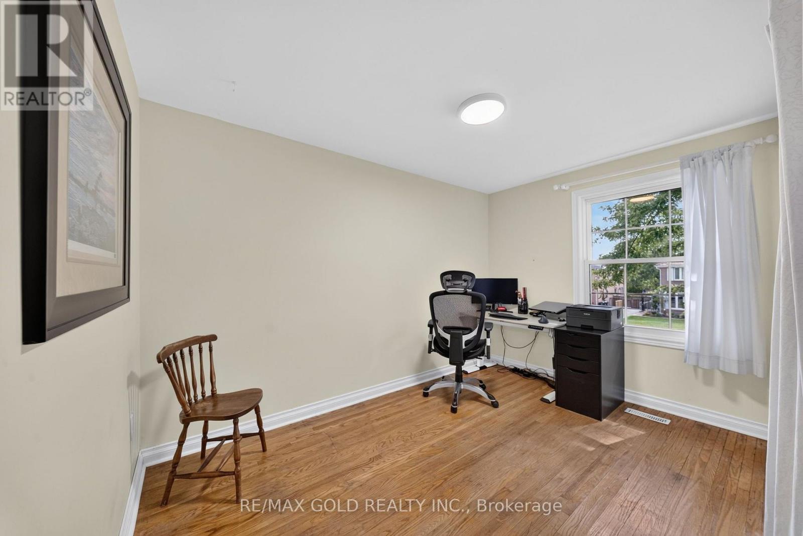 92 CATHCART CRESCENT - 20