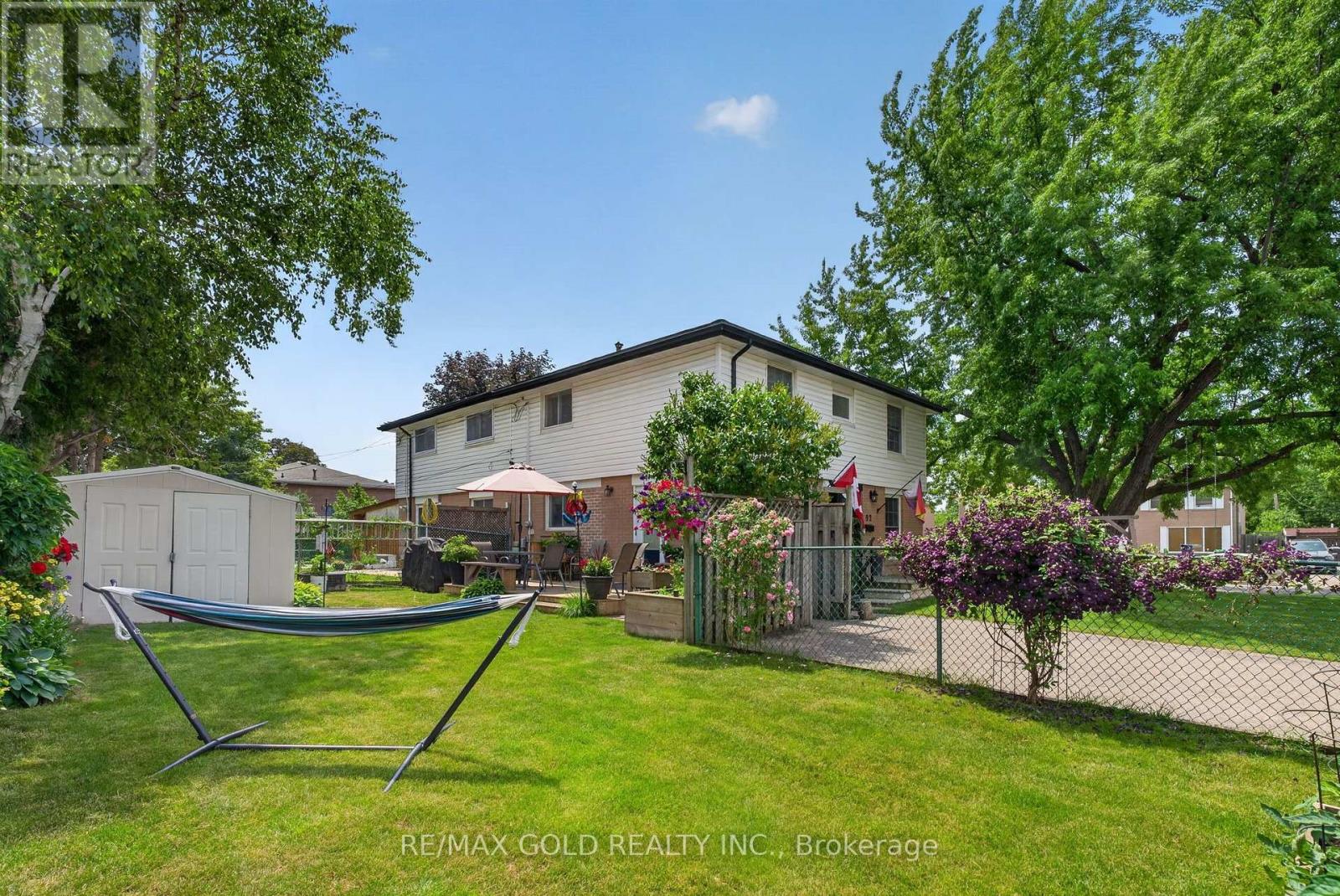 92 CATHCART CRESCENT - 47