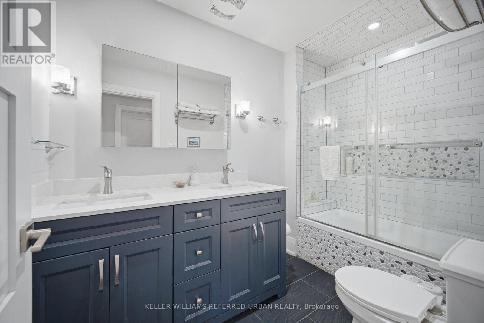 4 CAMEO CRESCENT - 18