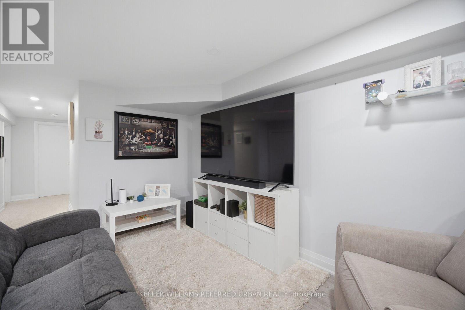 4 CAMEO CRESCENT - 25