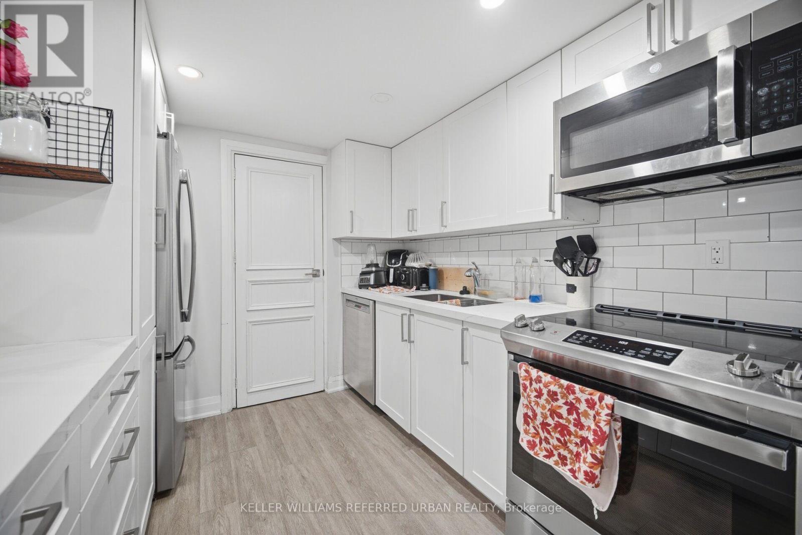 4 CAMEO CRESCENT - Image 37