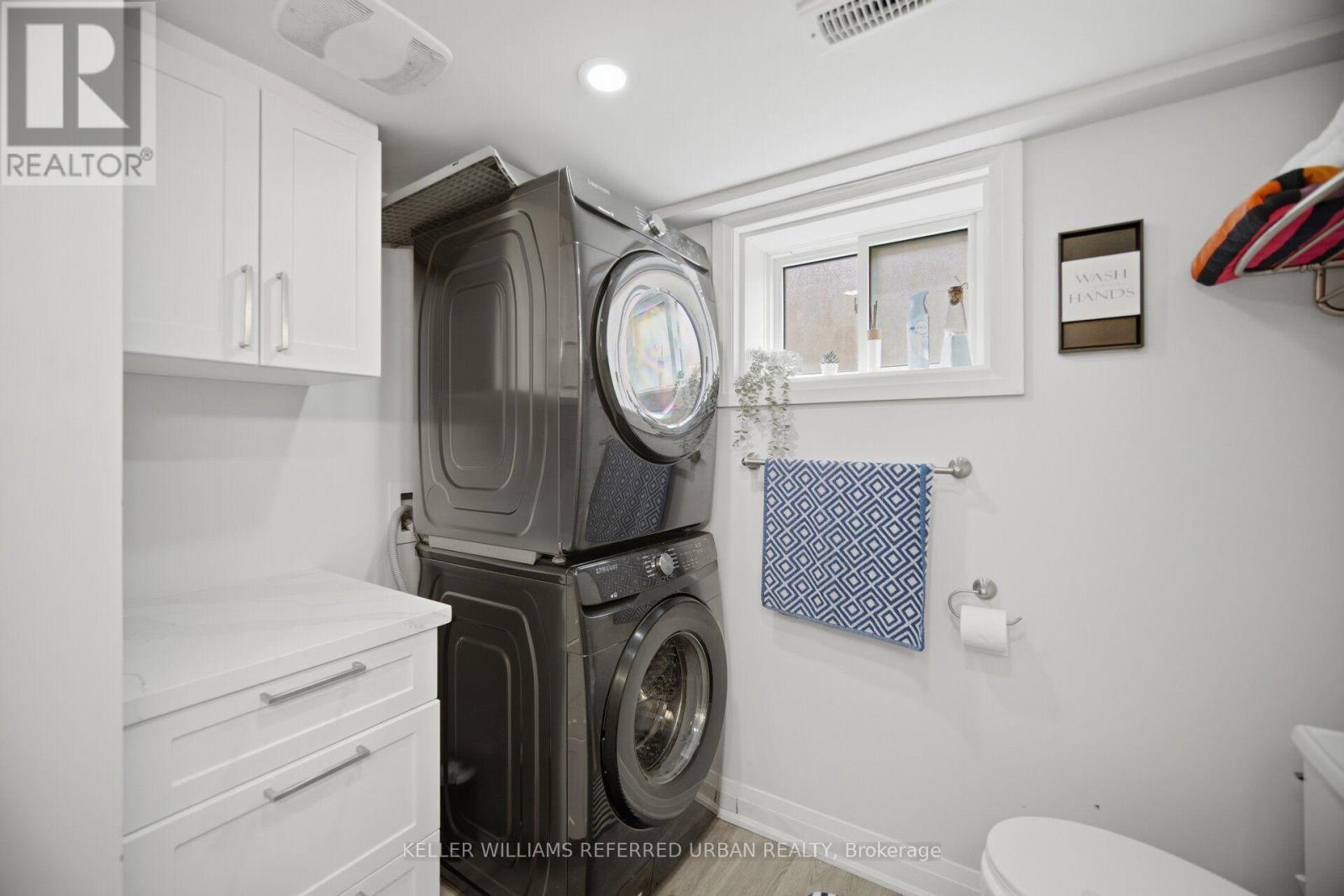4 CAMEO CRESCENT - 40