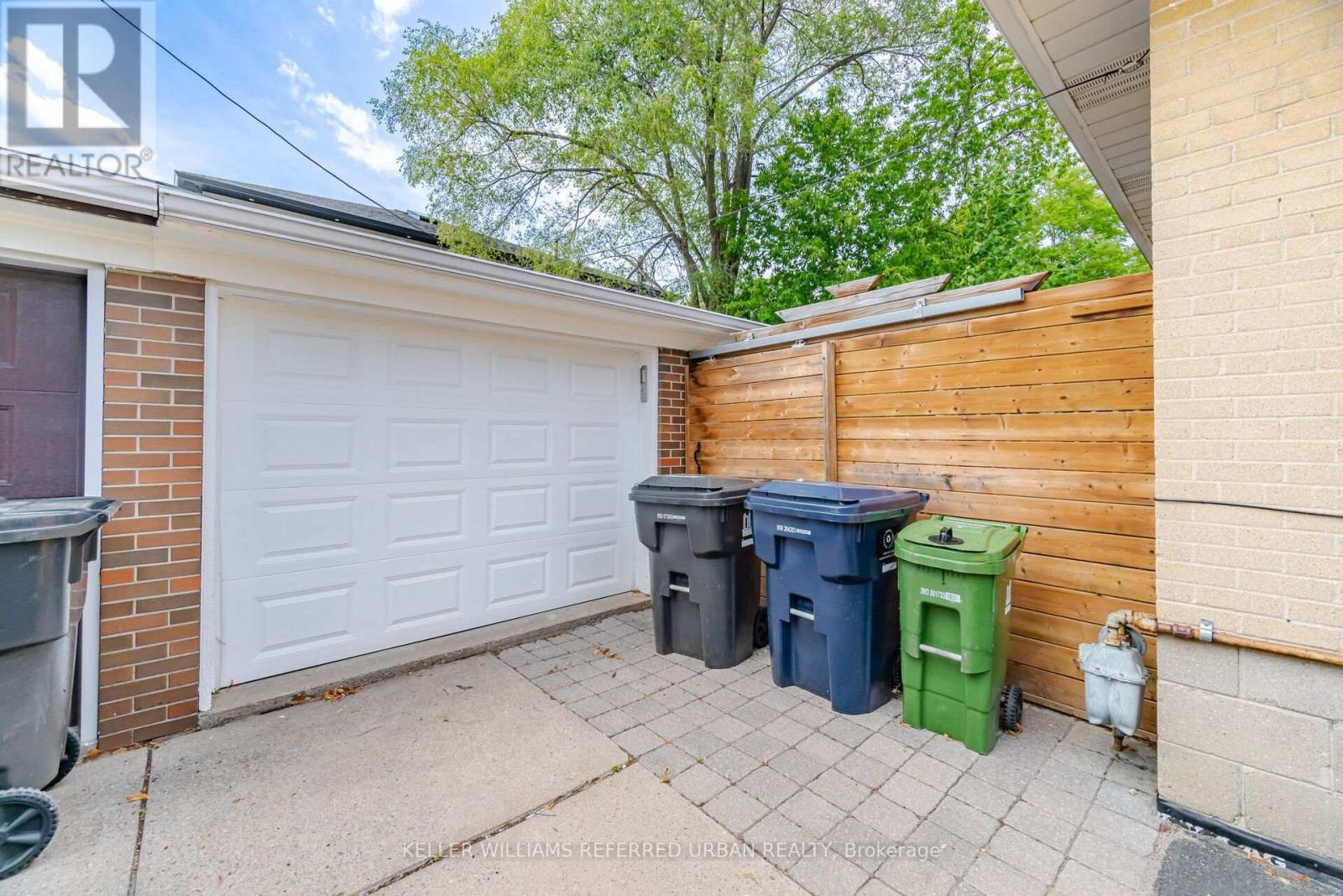 4 CAMEO CRESCENT - 49