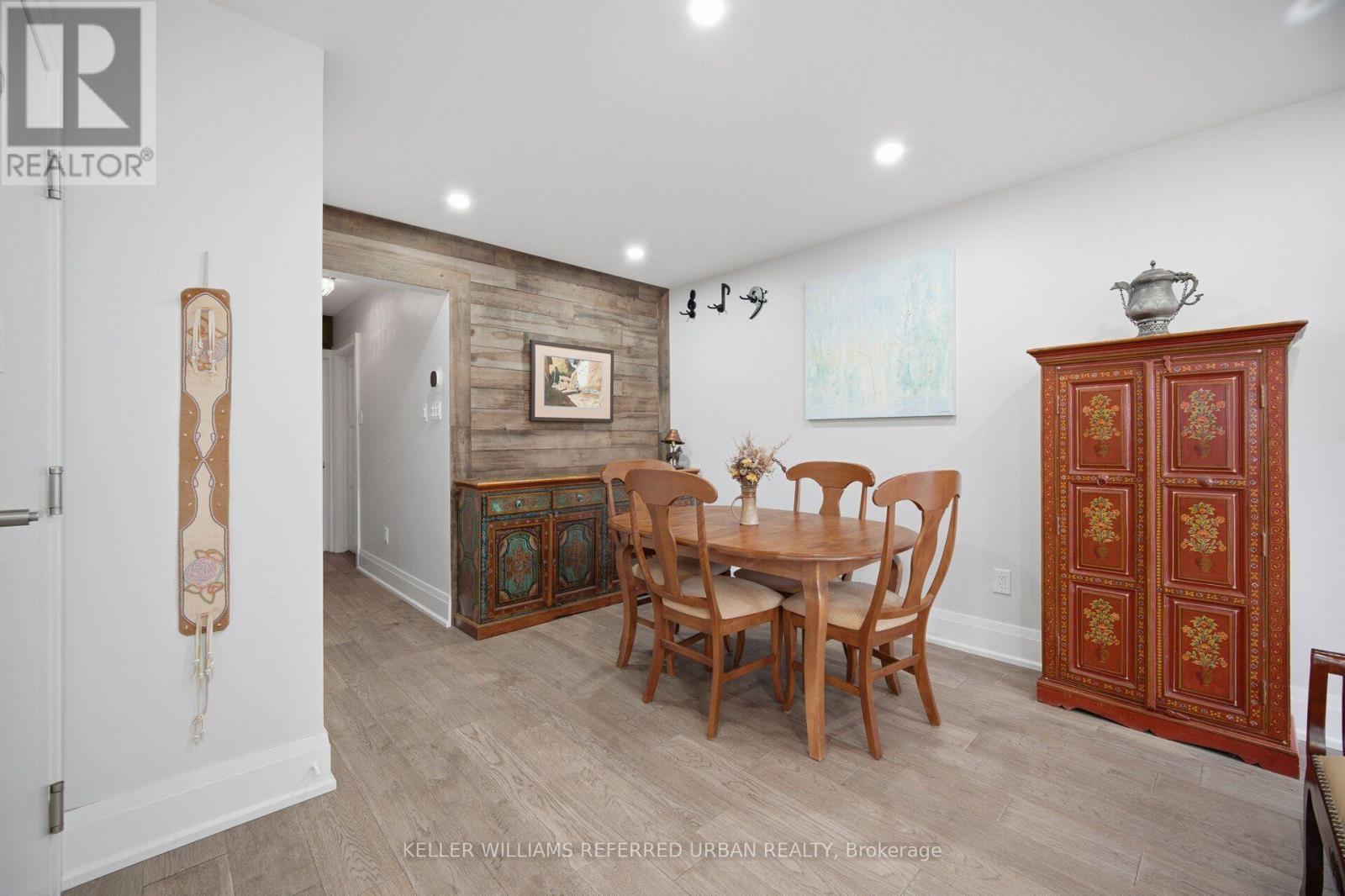 4 CAMEO CRESCENT - 6