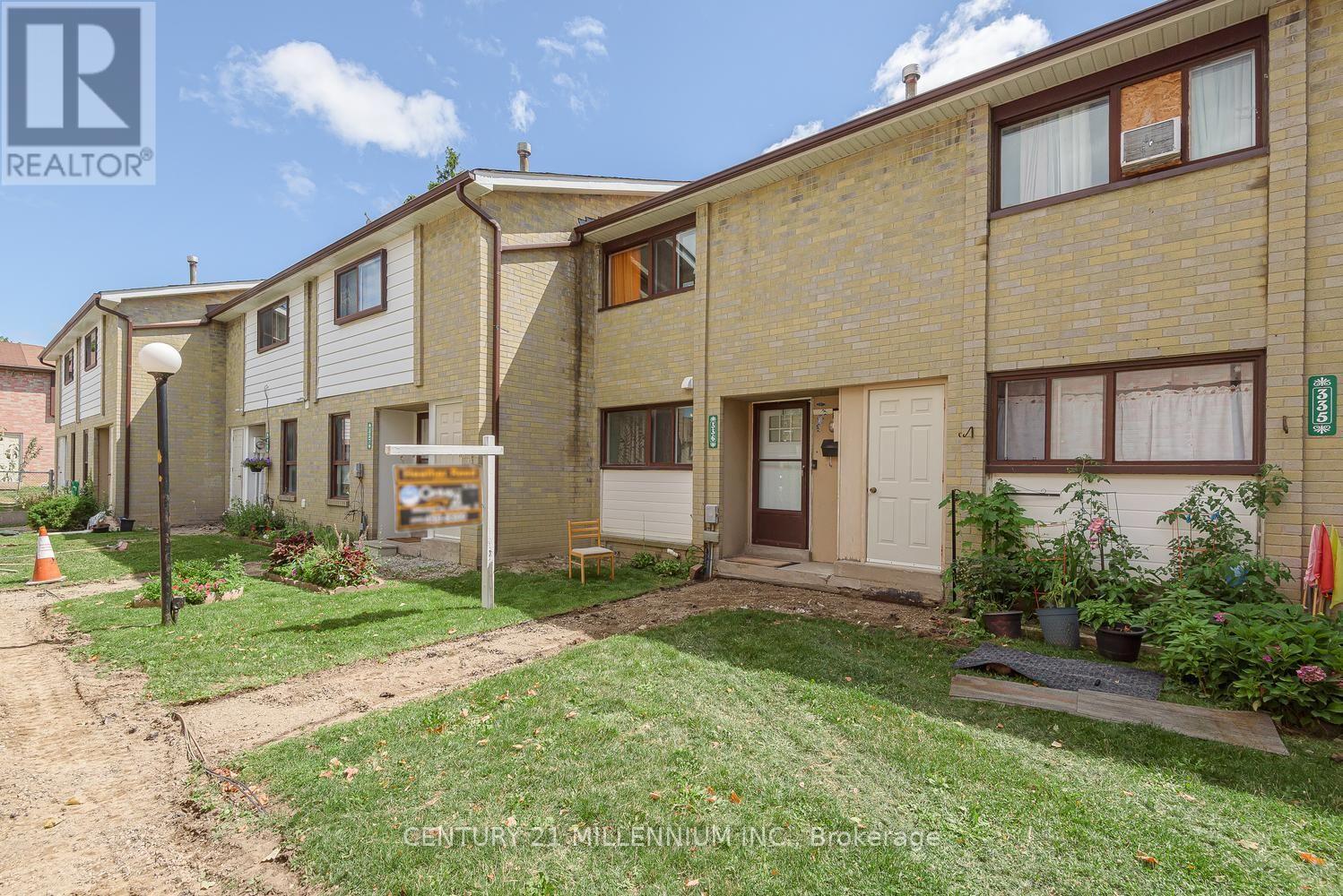 336 FLEETWOOD CRESCENT - 2