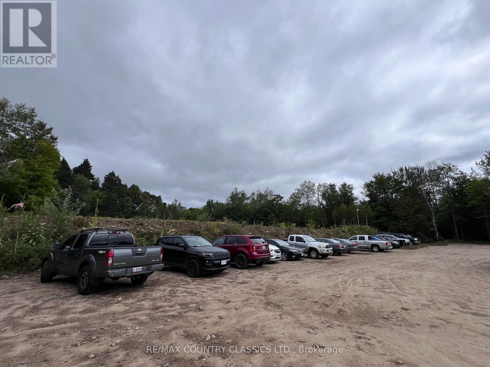 3952 LOOP ROAD - Image 18