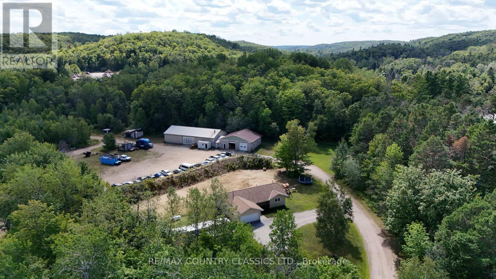3952 LOOP ROAD - 24