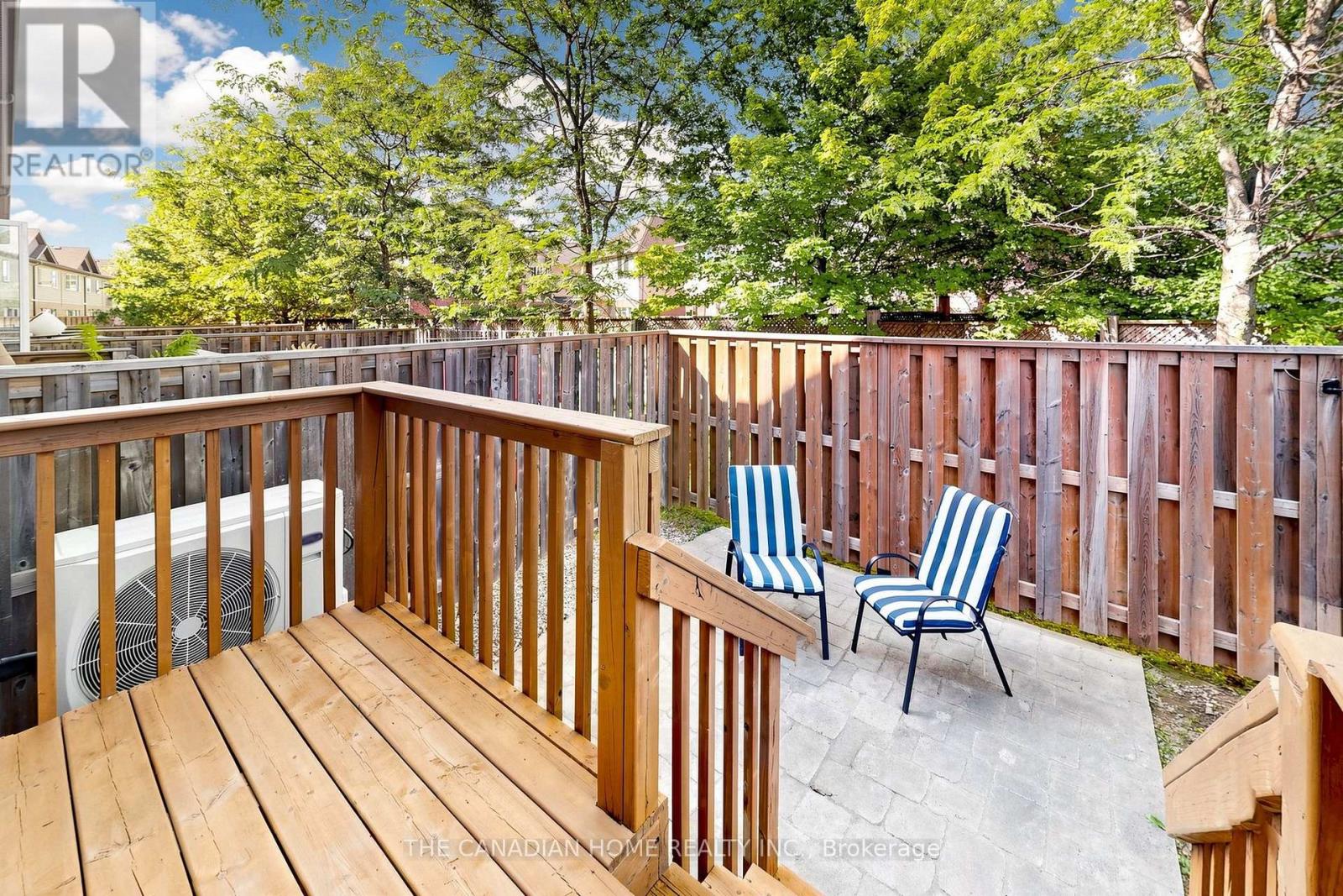 51 ARLINGTON CRESCENT - 30