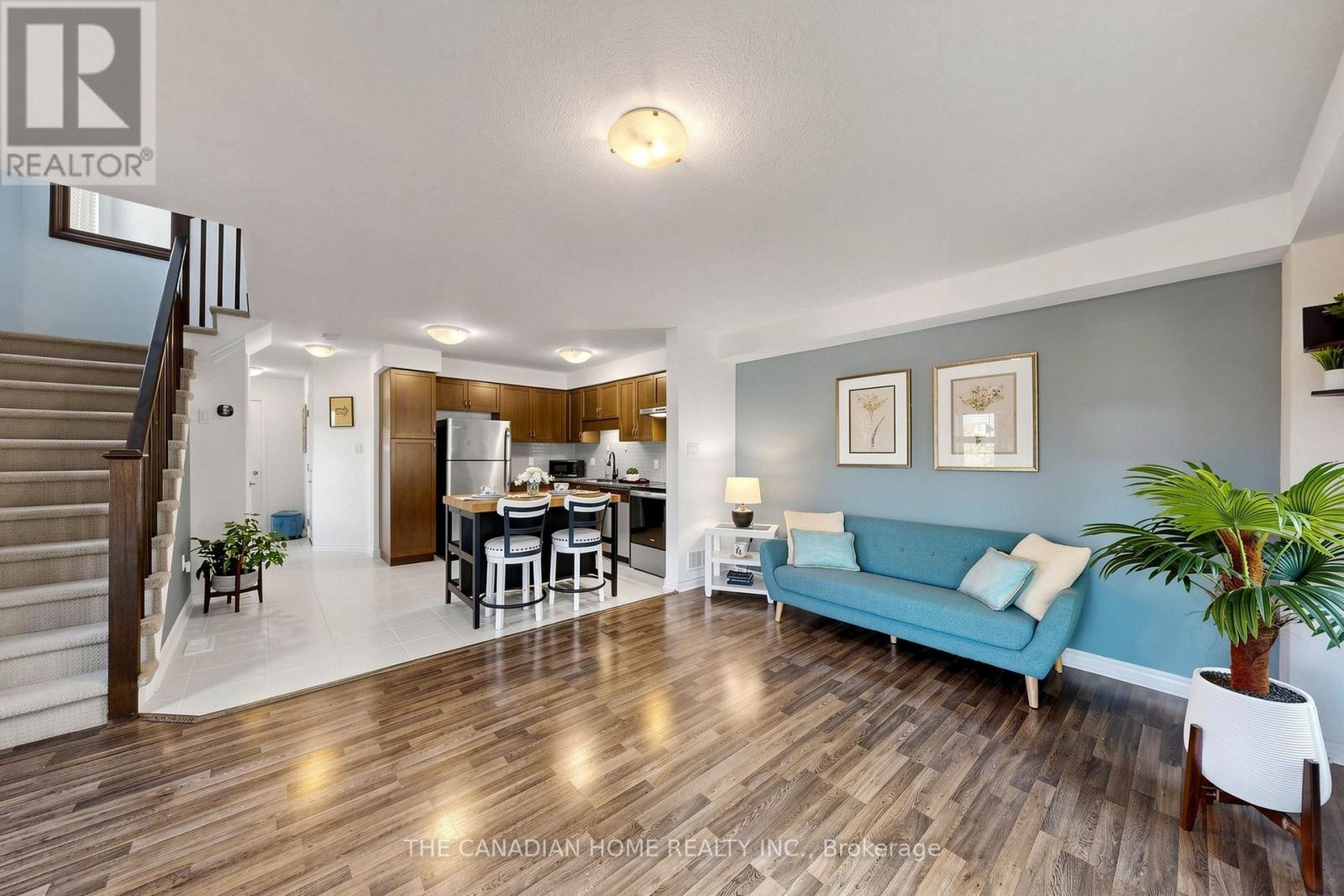 51 ARLINGTON CRESCENT - Image 9