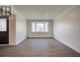 Bathroom - 361 Prospect Avenue, Kitchener, ON N2A1C9 Photo 9