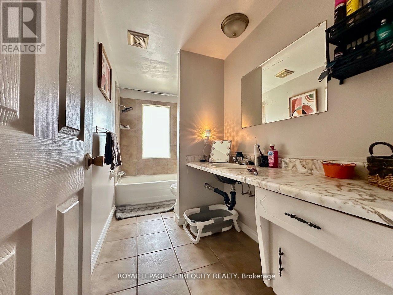10 ORCHARD PLACE - Image 11
