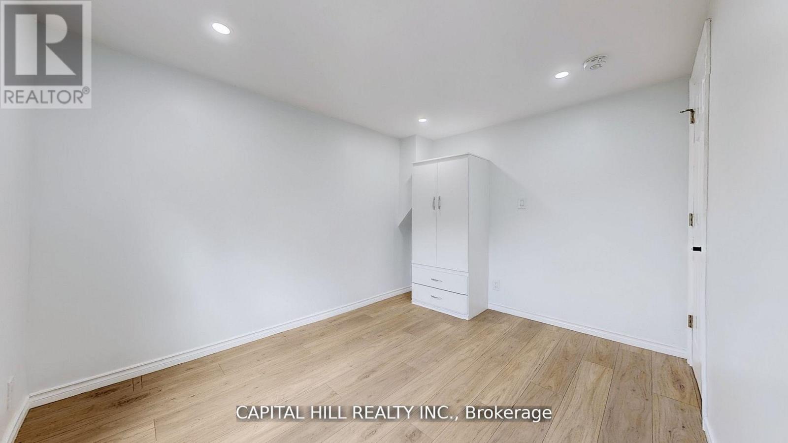 160 PICTON STREET E - Image 27