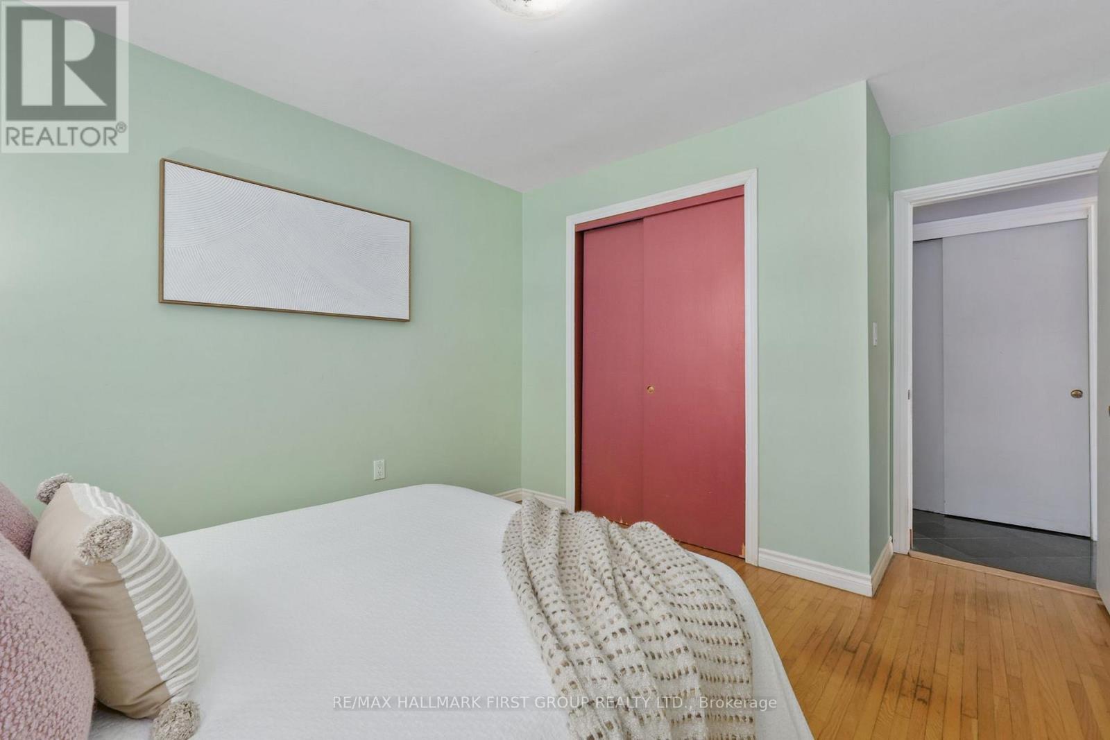 21 GARDINER CRESCENT - Image 22