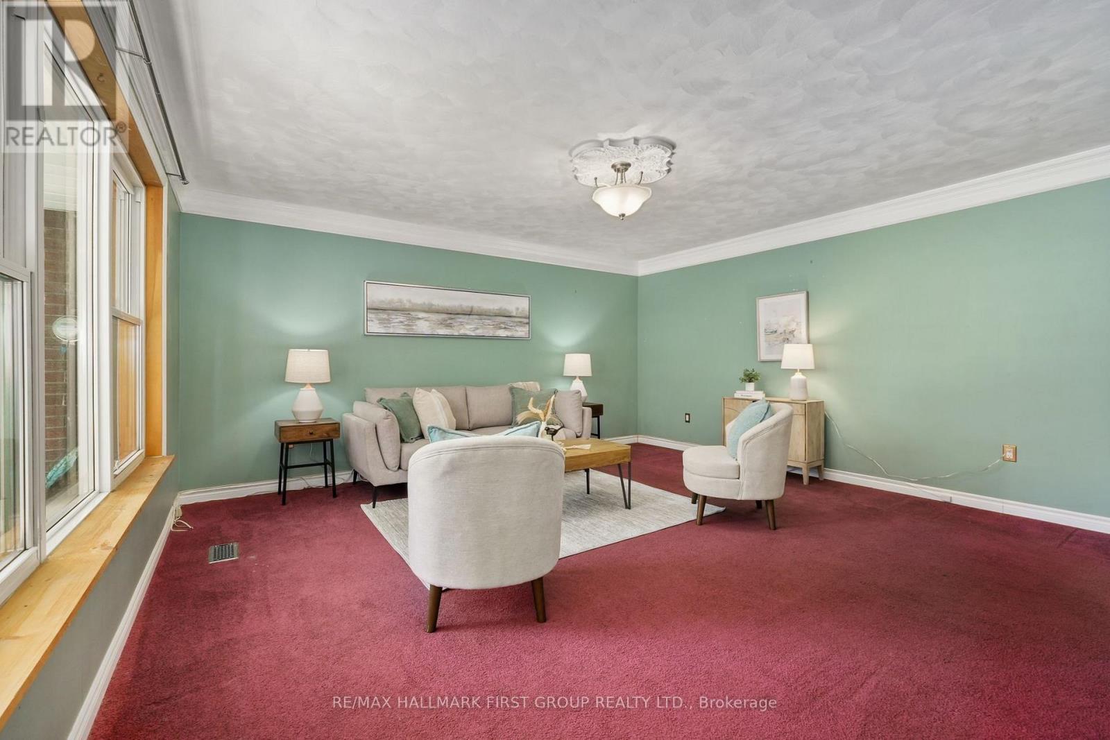 21 GARDINER CRESCENT - Image 7
