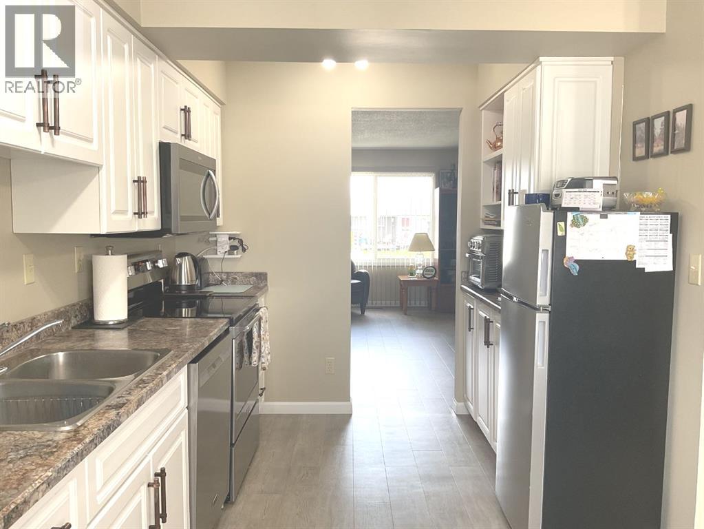4607 46 Avenue - Image 4