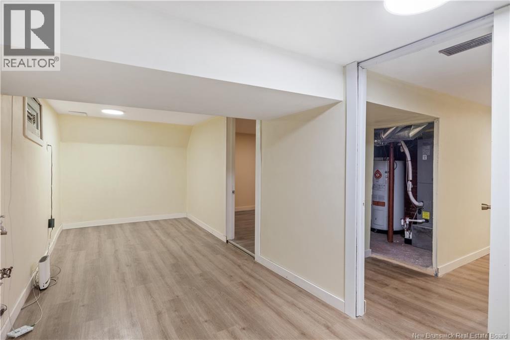 16 Humphrey - Image 25