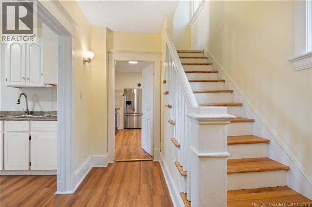16 Humphrey - Image 6