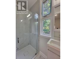 2 - 49 Vine Avenue, Toronto, ON M6P1V6 Photo 12