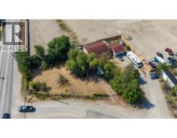 8210 Okanagan Centre Road W, Lake Country, BC V4V1M8 Photo 12