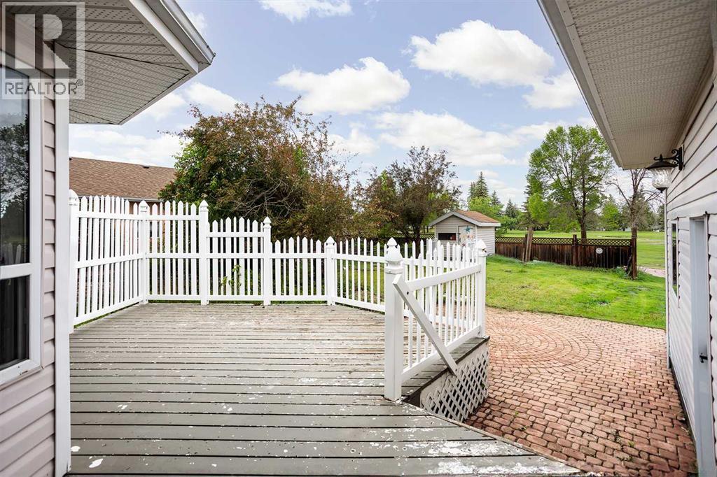 5212 43 Avenue - Image 28