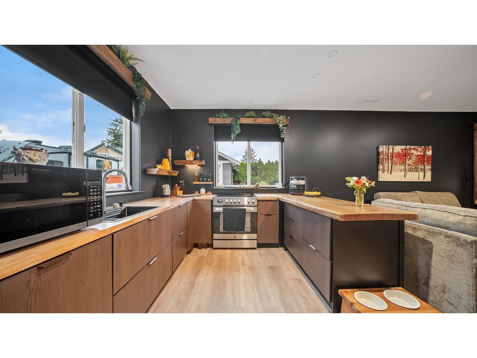 9847 MCGRATH ROAD, Rosedale, Rosedale