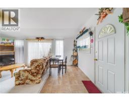547 Douglas Drive, Buffalo Pound Lake, SK S6H3E6 Photo 8