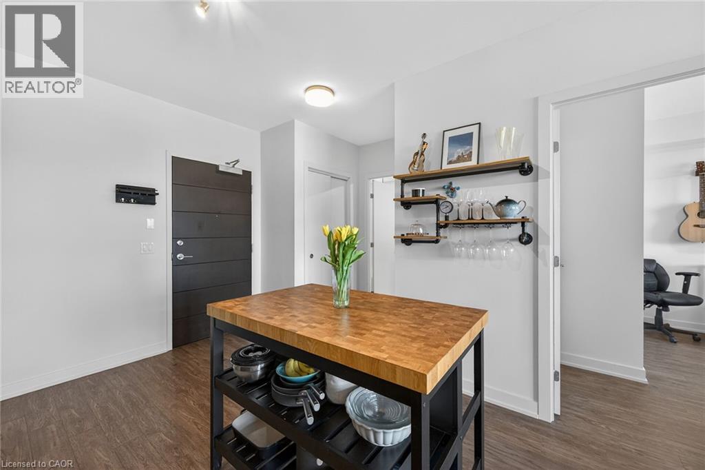 #921 212 KING WILLIAM Street - Image 11