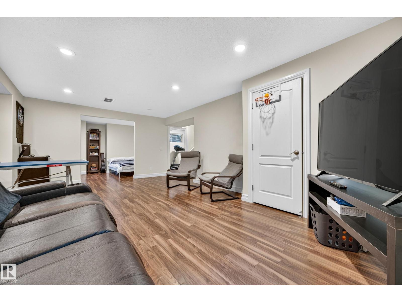 62 CARRIERE CR - Image 32