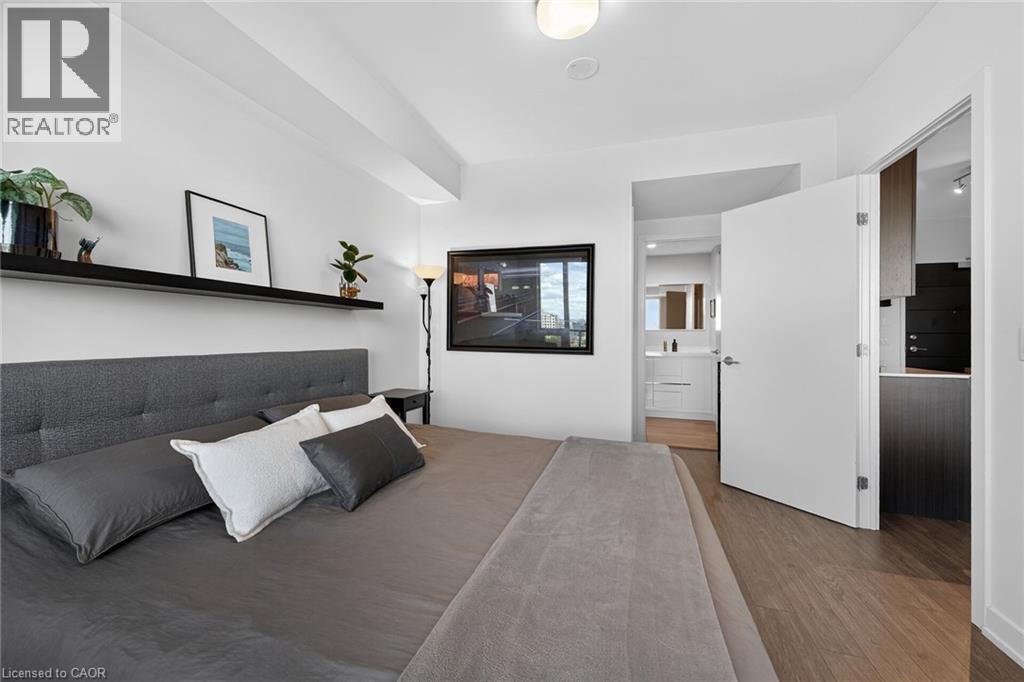 #921 212 KING WILLIAM Street - Image 20
