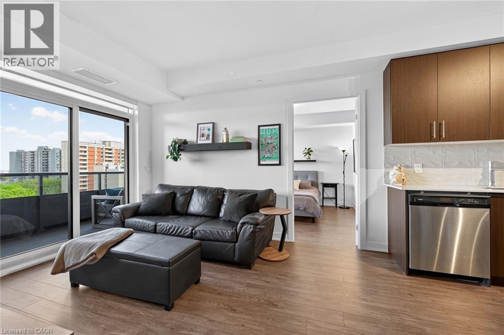 #921 212 KING WILLIAM Street - Image 17