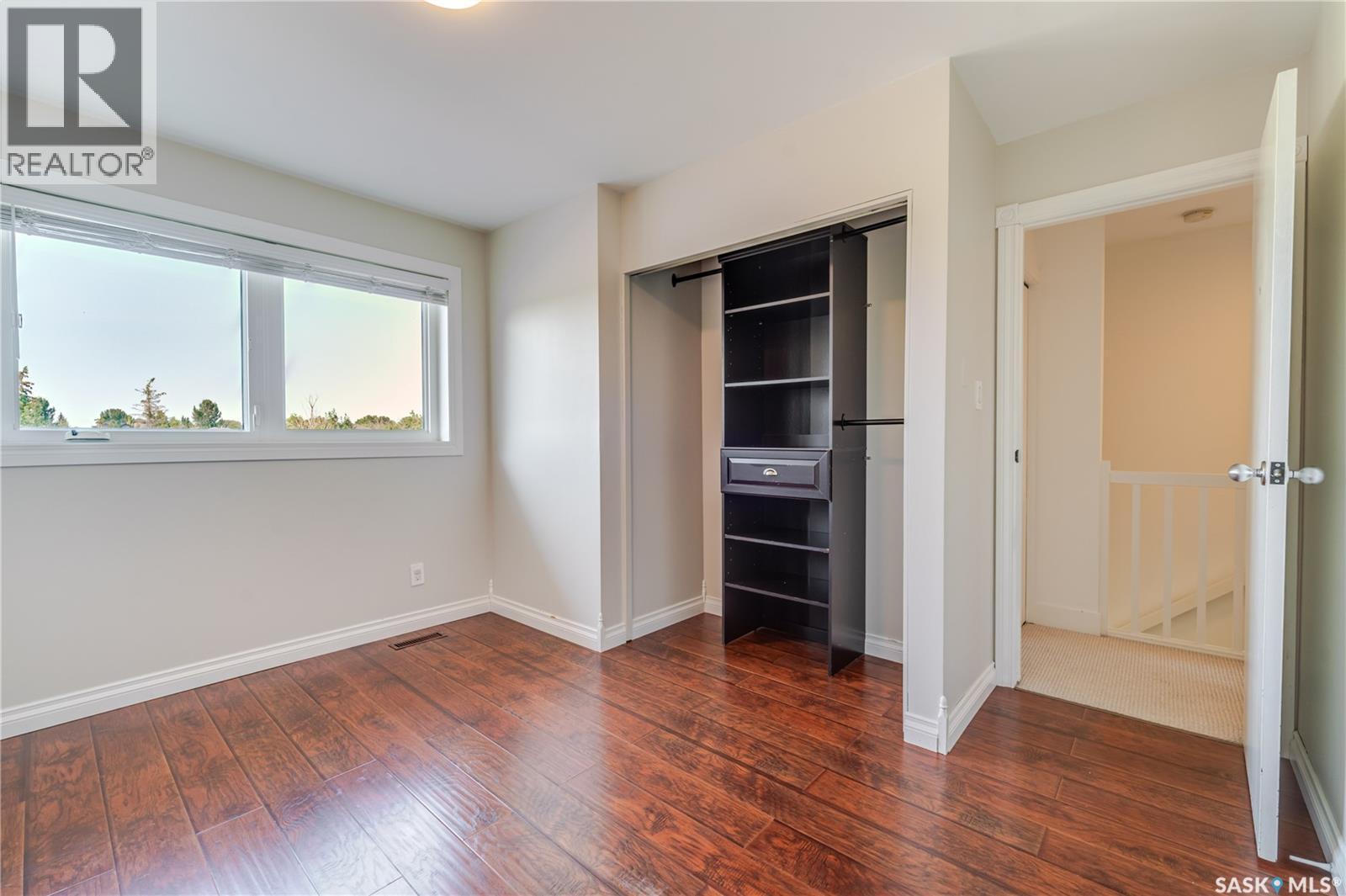 1287 Simcoe STREET - 54
