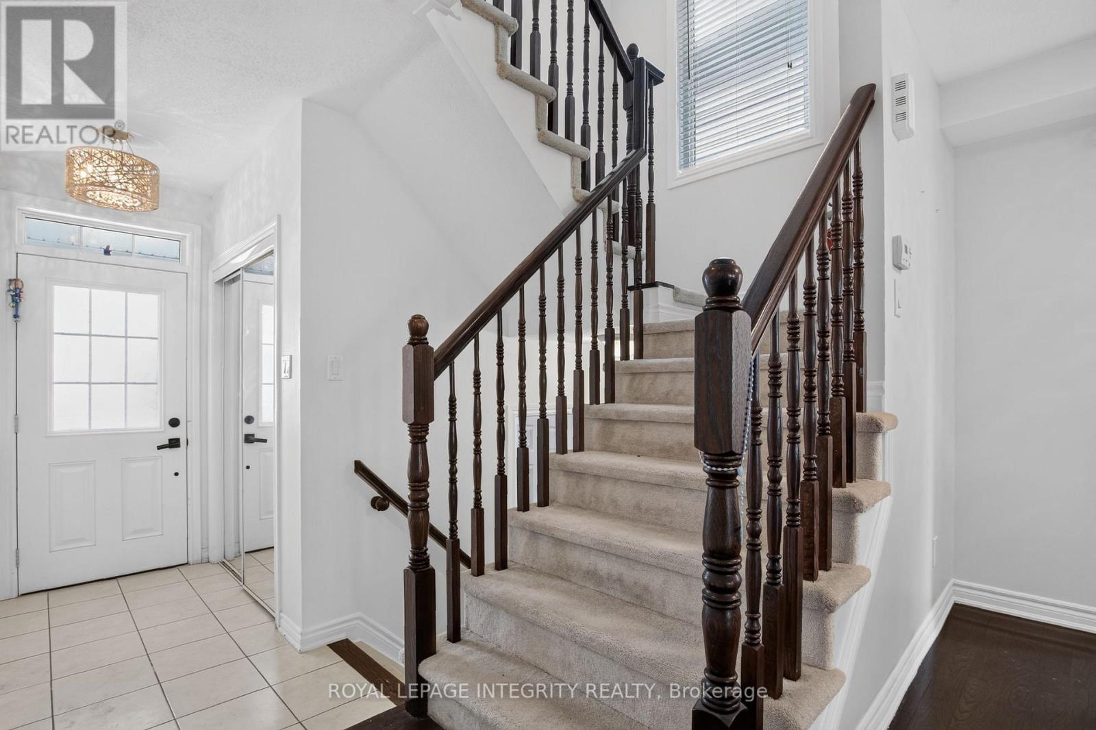 414 MEADOWHAWK CRESCENT - Image 16