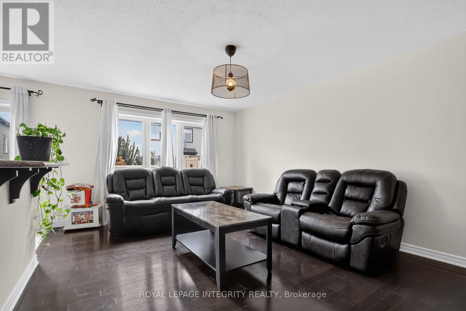 414 MEADOWHAWK CRESCENT - Image 9
