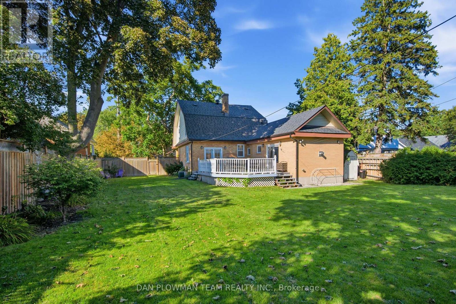37 WELLINGTON STREET - Image 39