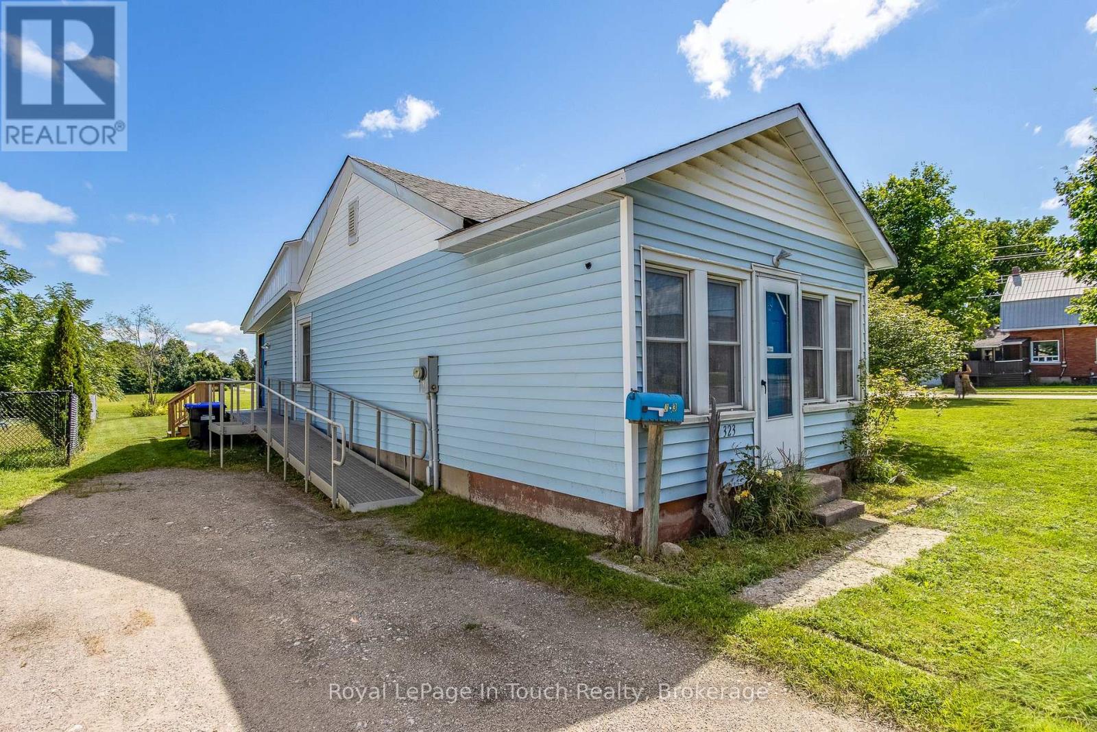 323 WILLIAM STREET - 22