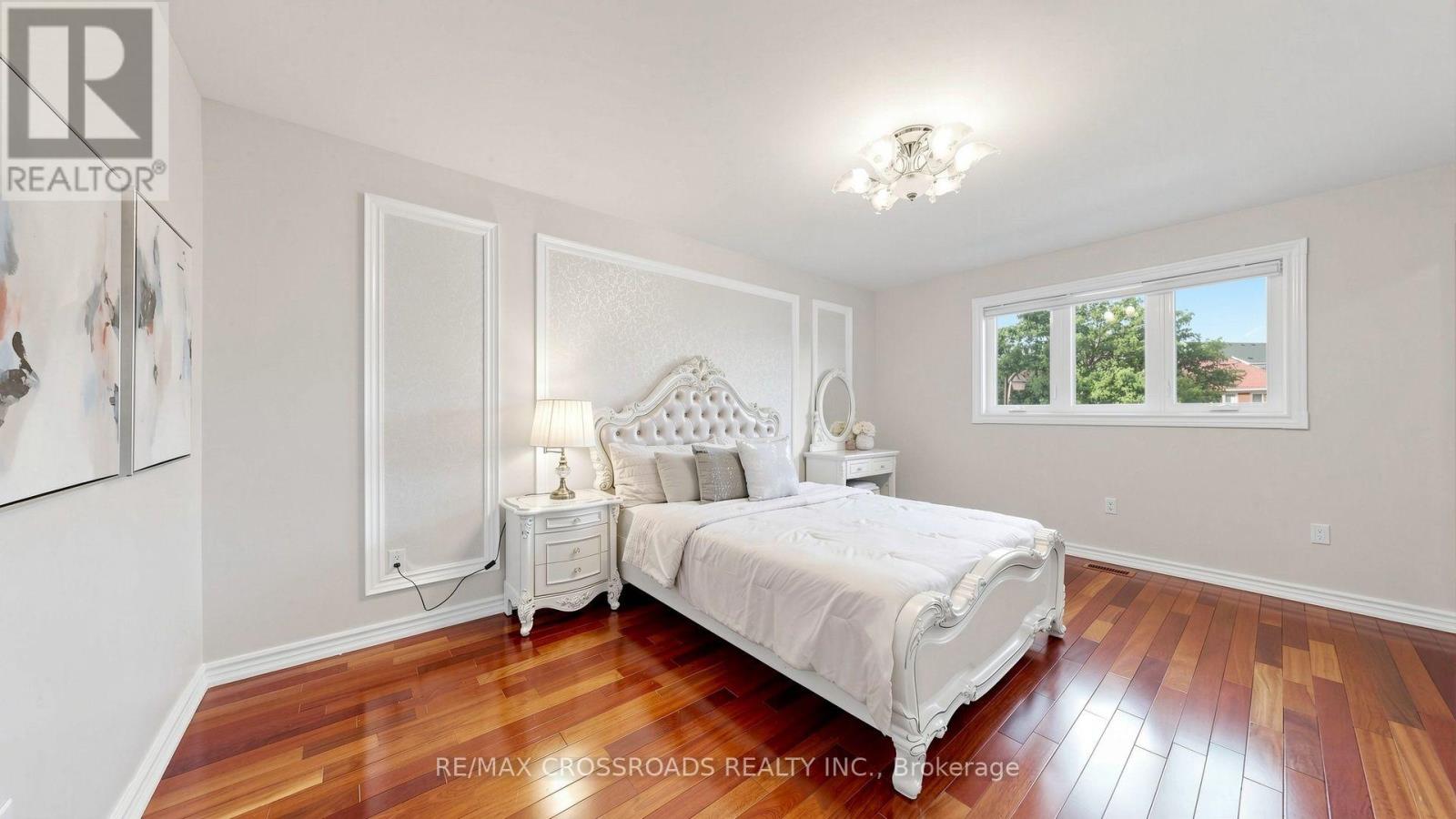 38 MORRISON CRESCENT - Image 32