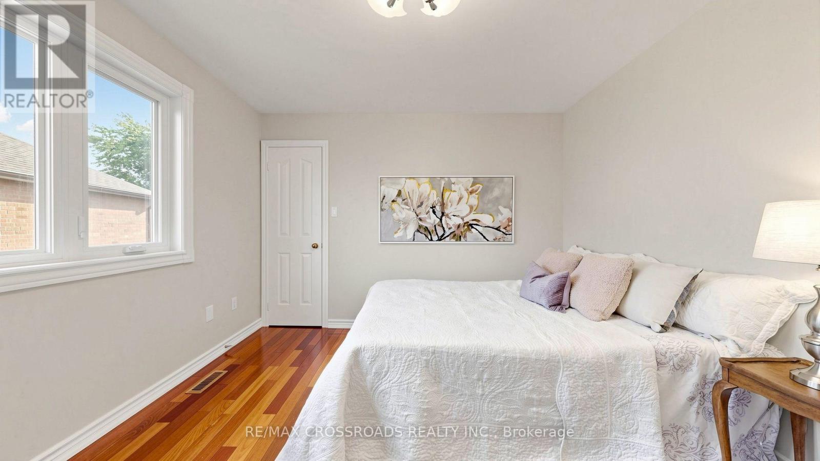 38 MORRISON CRESCENT - Image 37