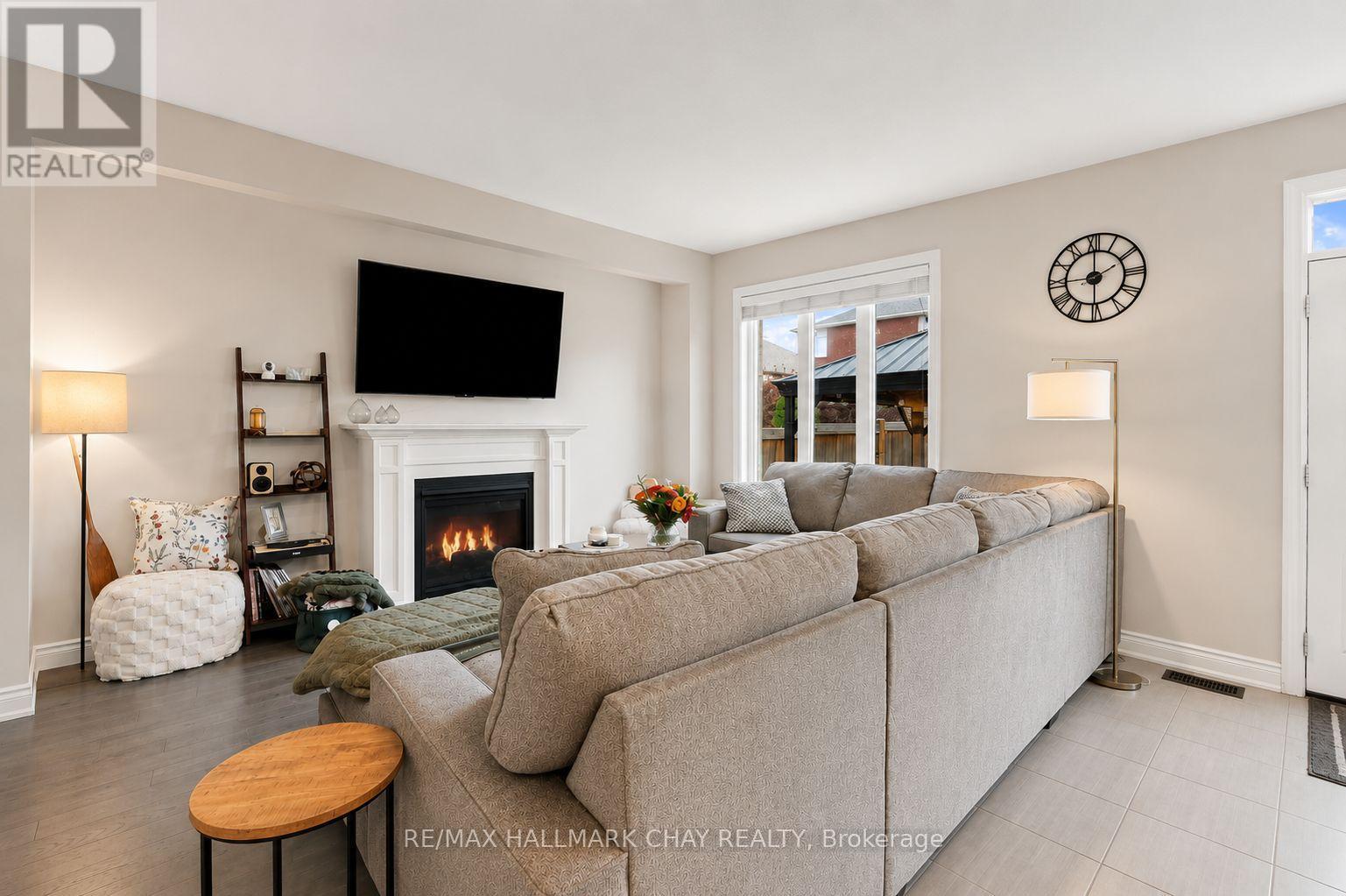 23 NATHAN CRESCENT - 14
