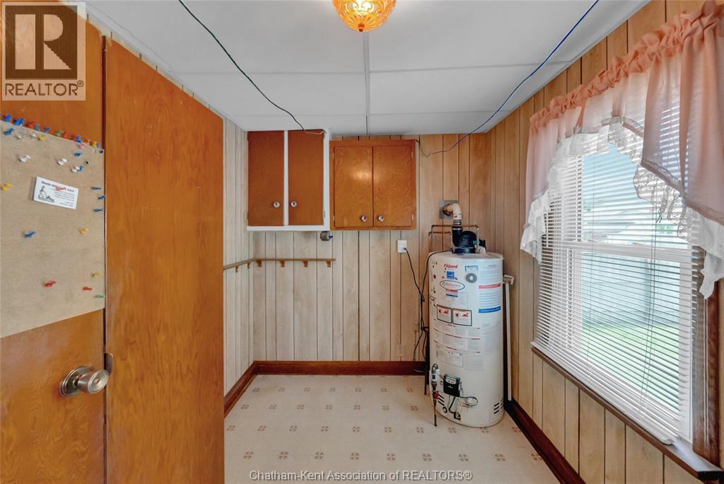 15 Oxley DRIVE - 34