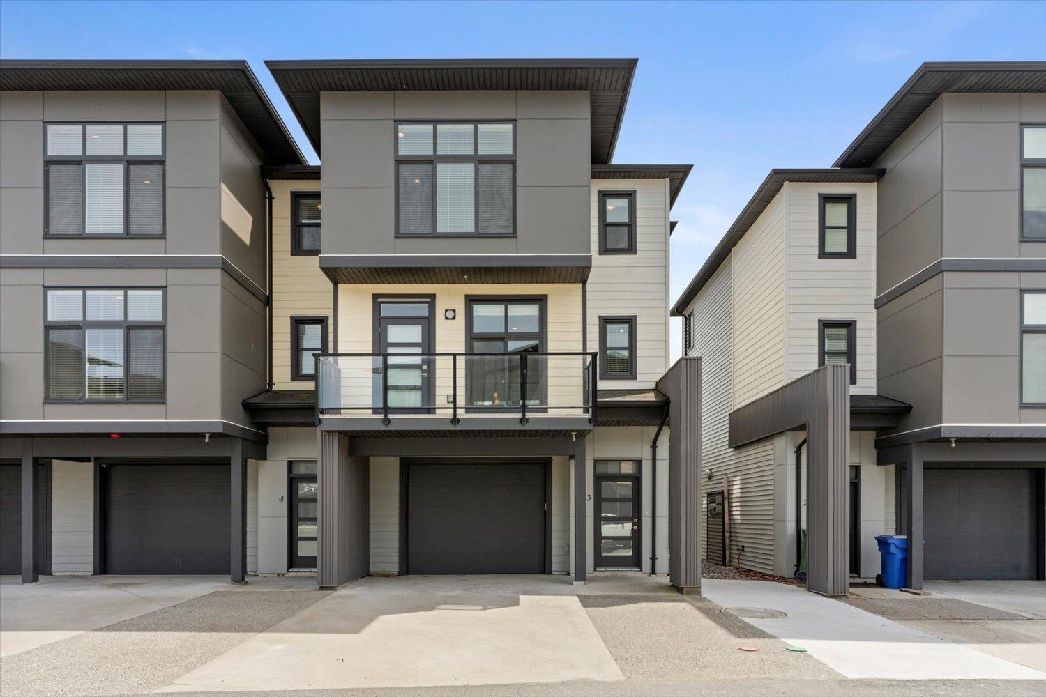 11 6029 PROMONTORY ROAD, Sardis South