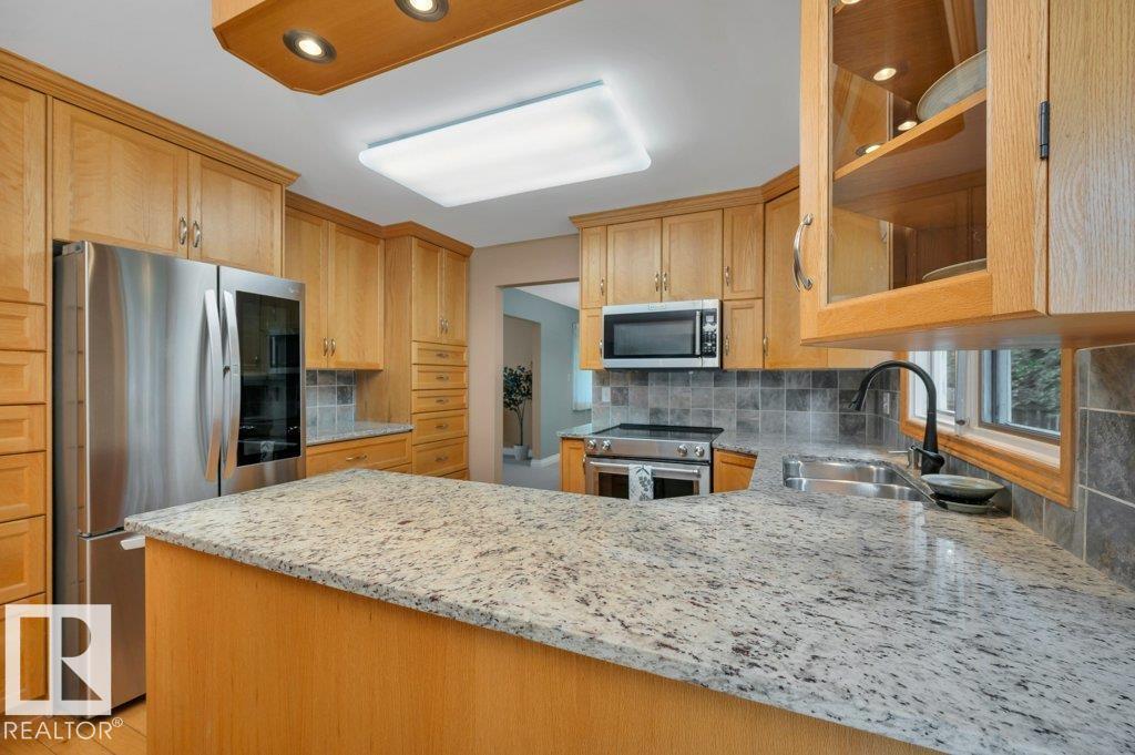 5620 151 ST NW - 16