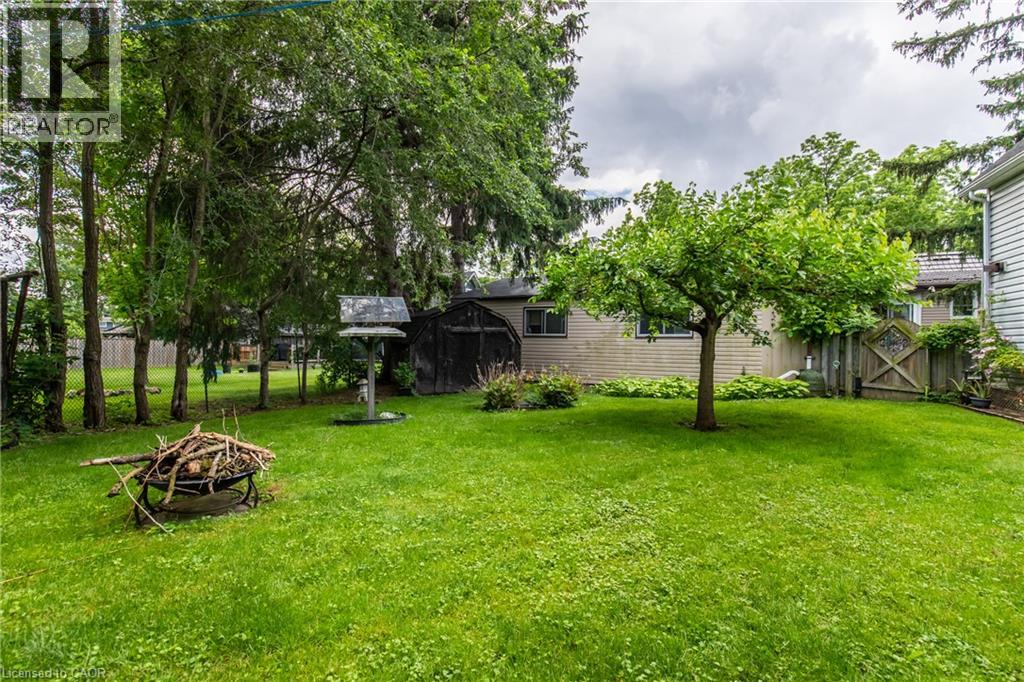 142 GRIFFIN Street S - 37