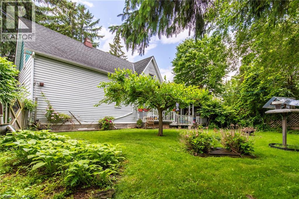 142 GRIFFIN Street S - Image 39
