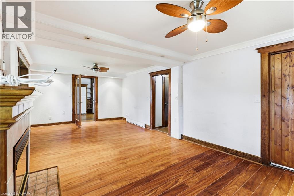 142 GRIFFIN Street S - Image 17