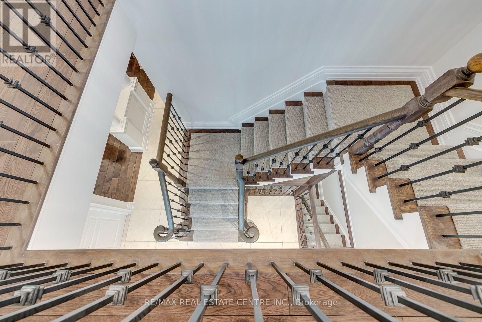290 DUSKYWING WAY - 21