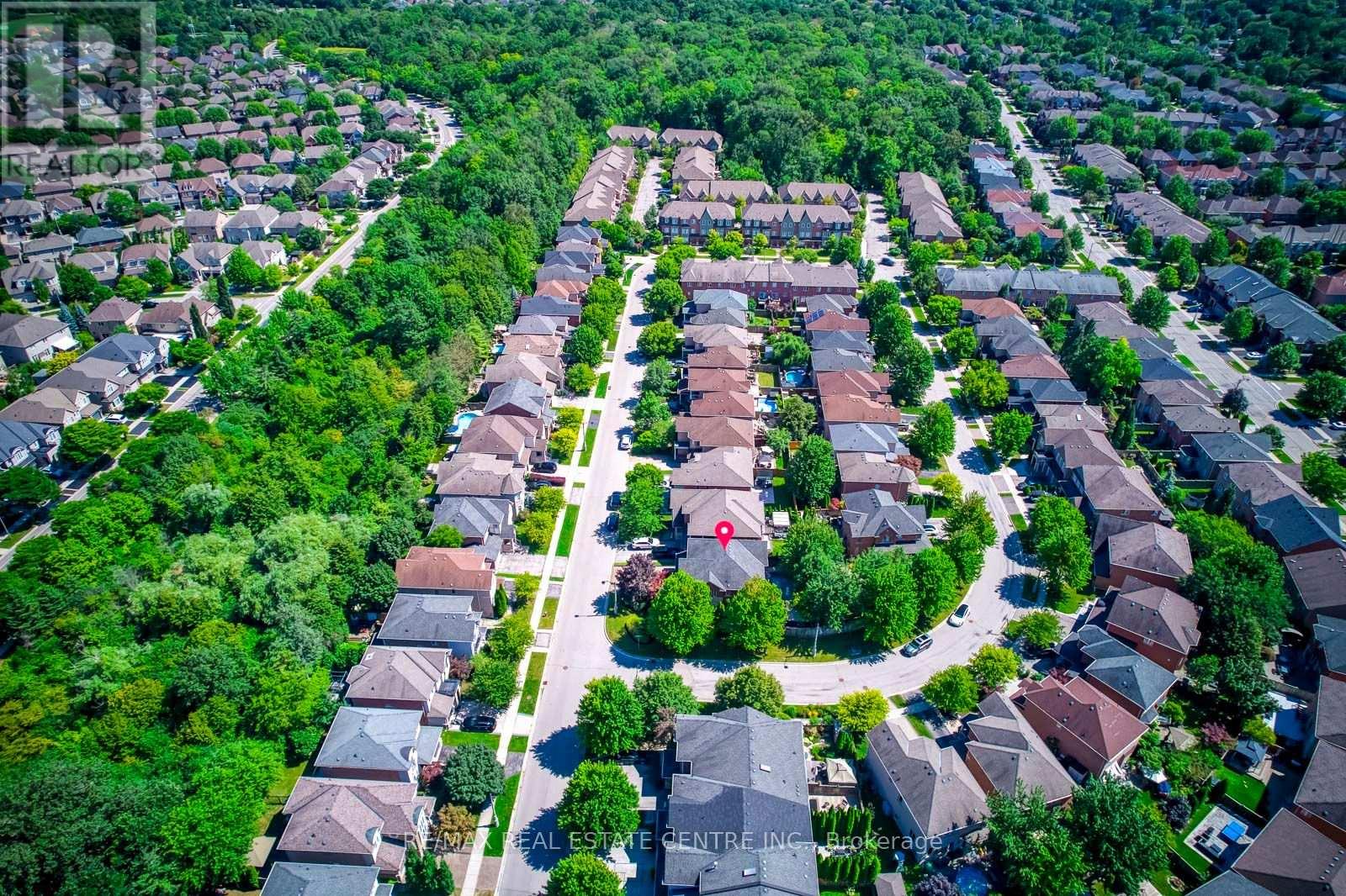 290 DUSKYWING WAY - 3