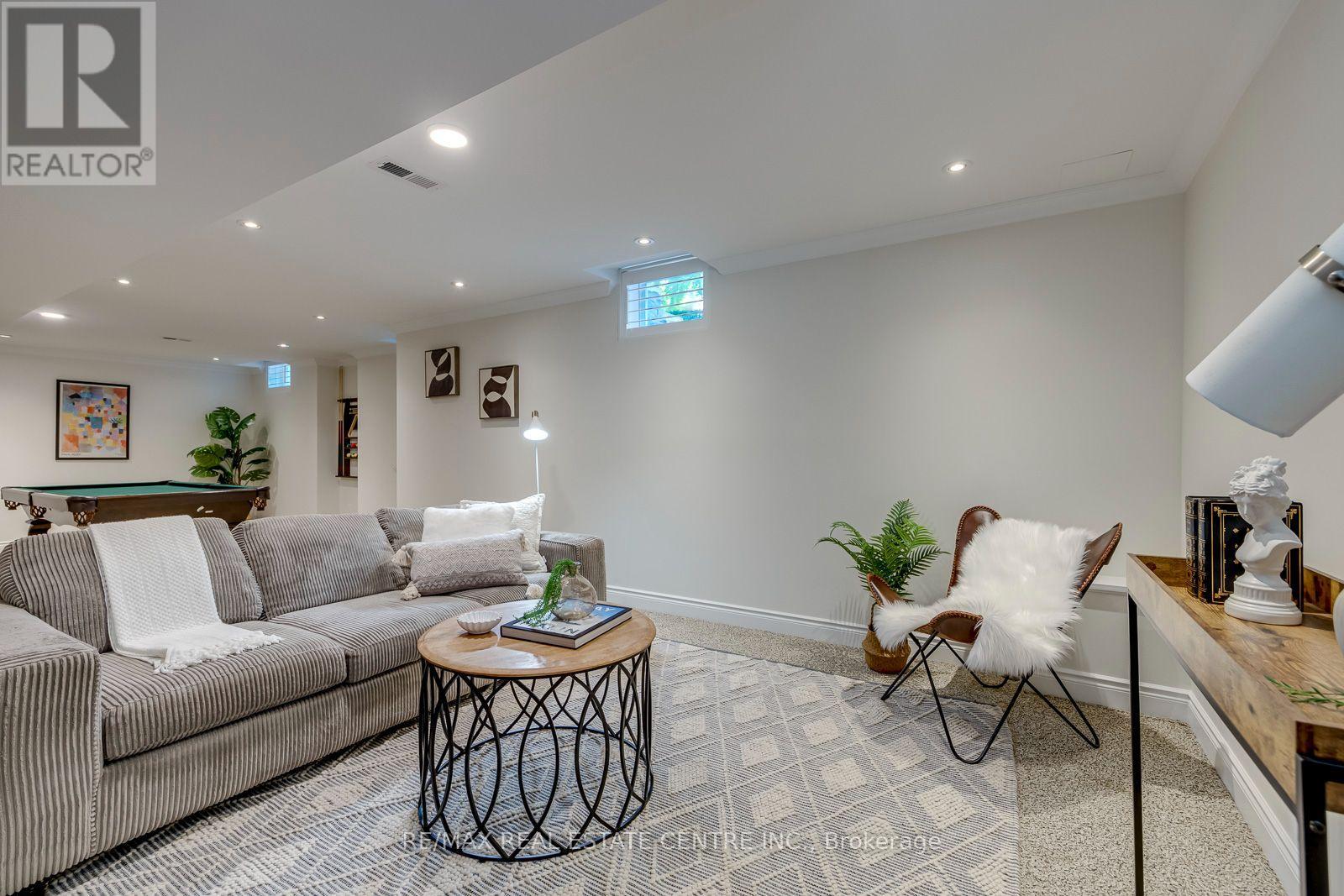 290 DUSKYWING WAY - Image 39