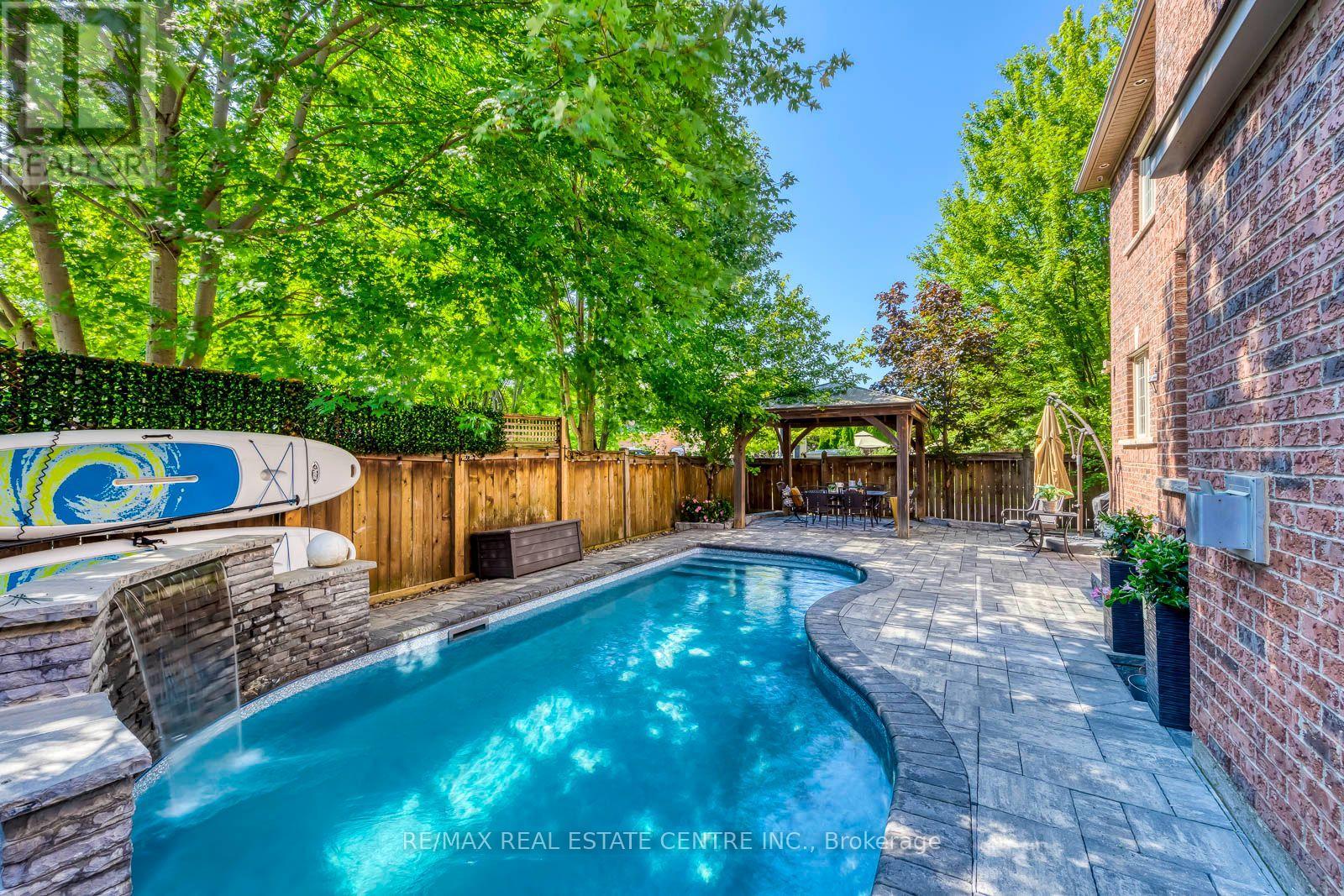 290 DUSKYWING WAY - Image 48