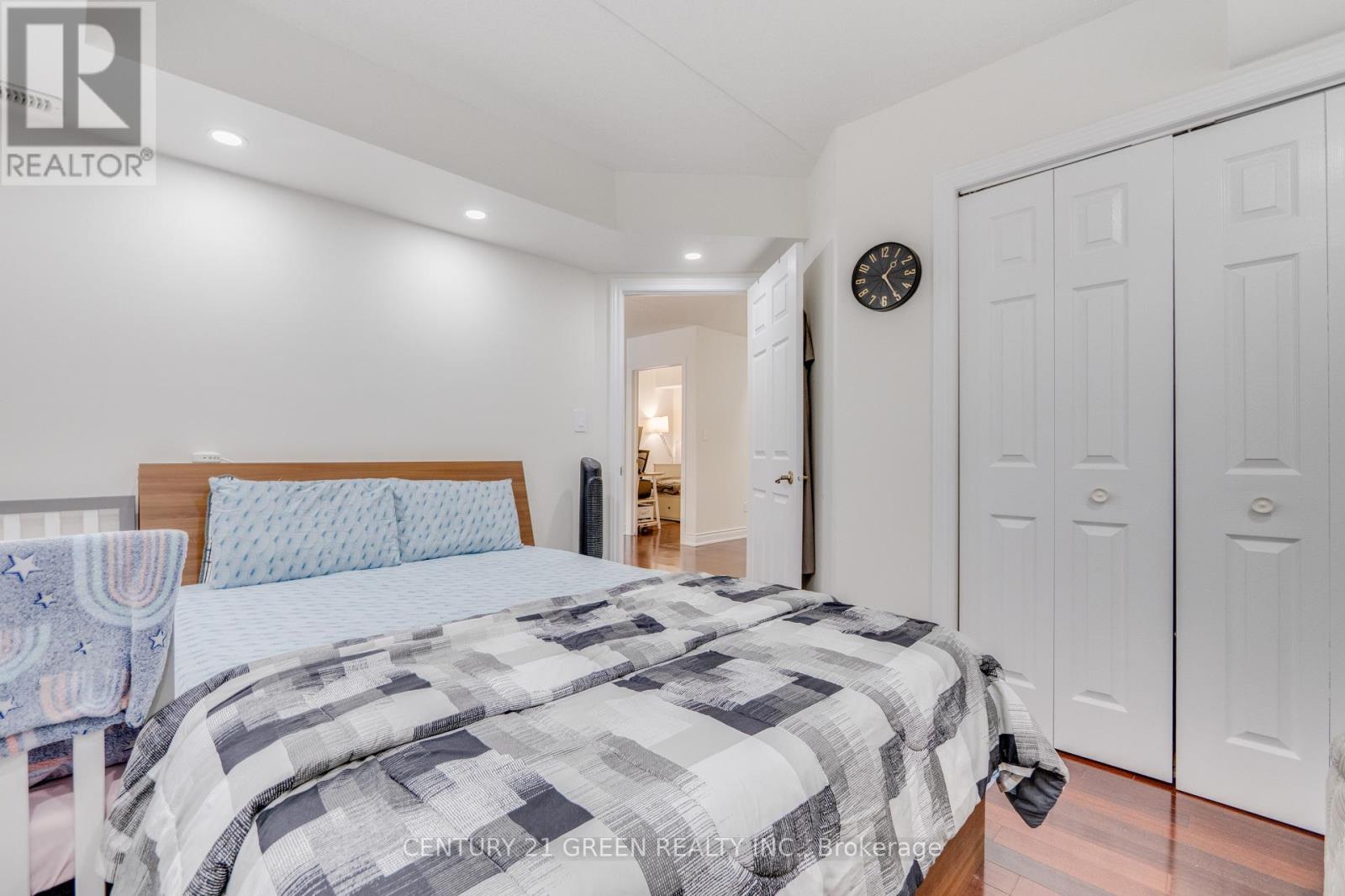 #206 1479 MAPLE AVENUE - 24