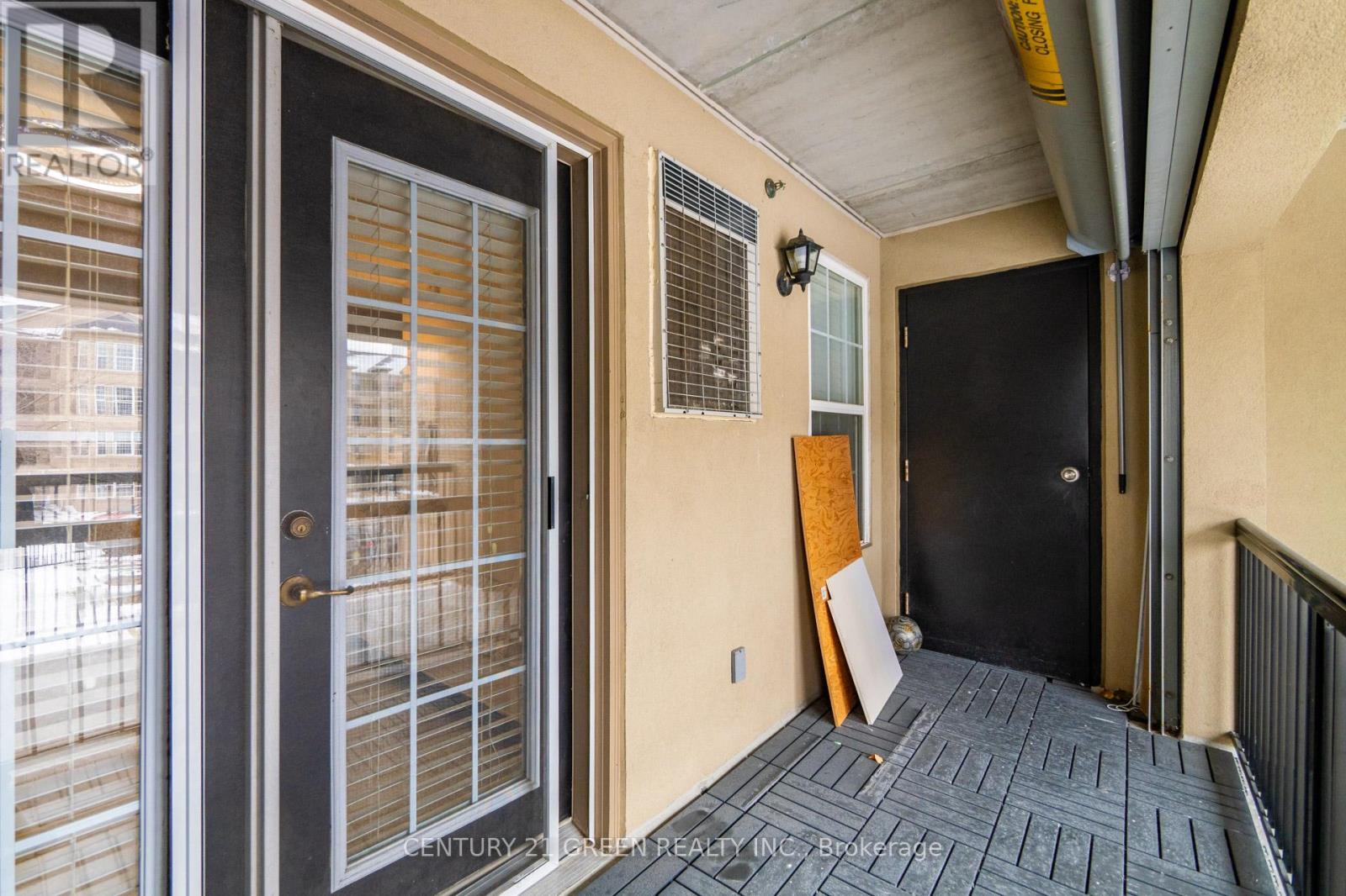#206 1479 MAPLE AVENUE - 32